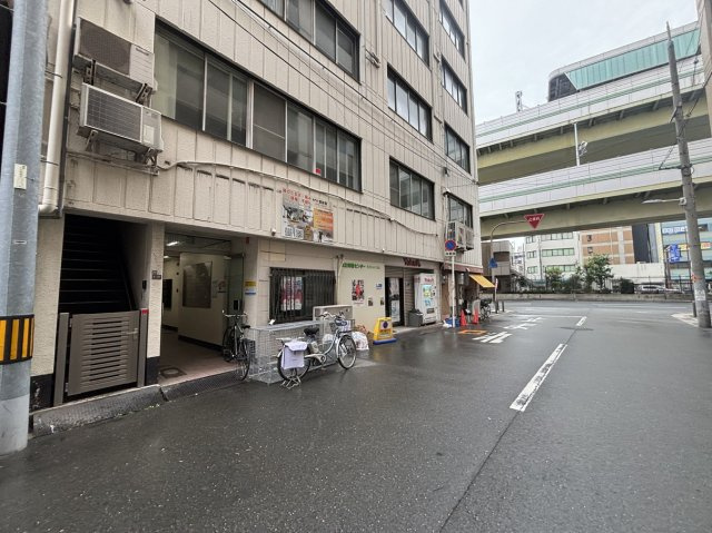戎阿波座ビル