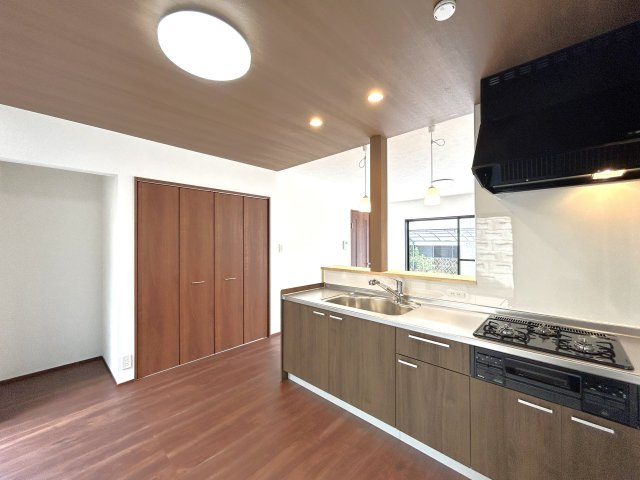 高知市十津3丁目　中古戸建のキッチン