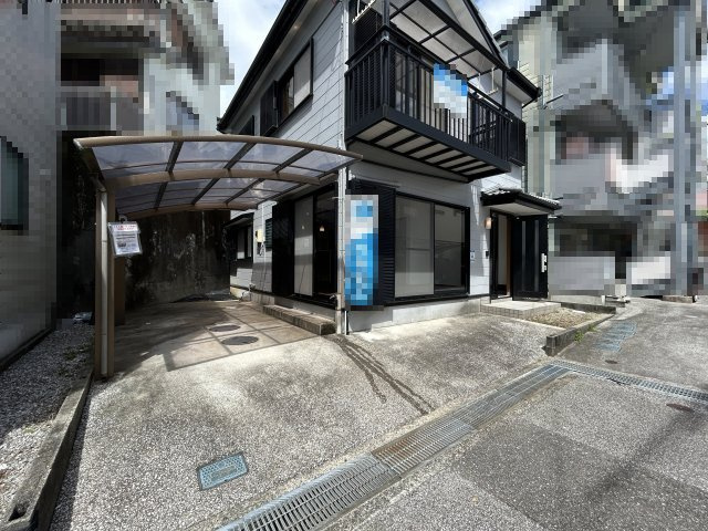 高知市十津3丁目　中古戸建の駐車場