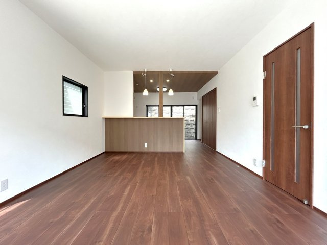 高知市十津3丁目　中古戸建の居間・リビング
