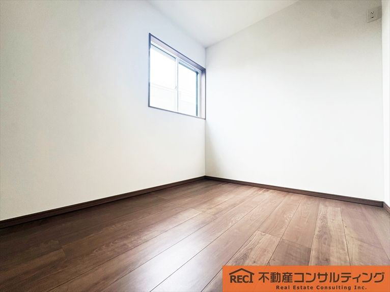 西宮市津門稲荷町　中古戸建の子供部屋