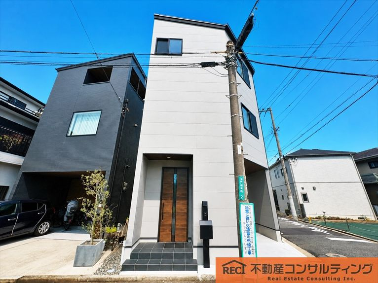 西宮市津門稲荷町　中古戸建の外観