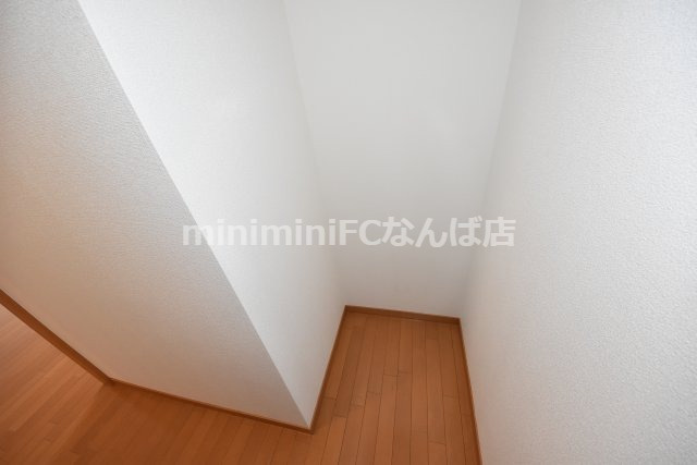 リーガル四ツ橋筋