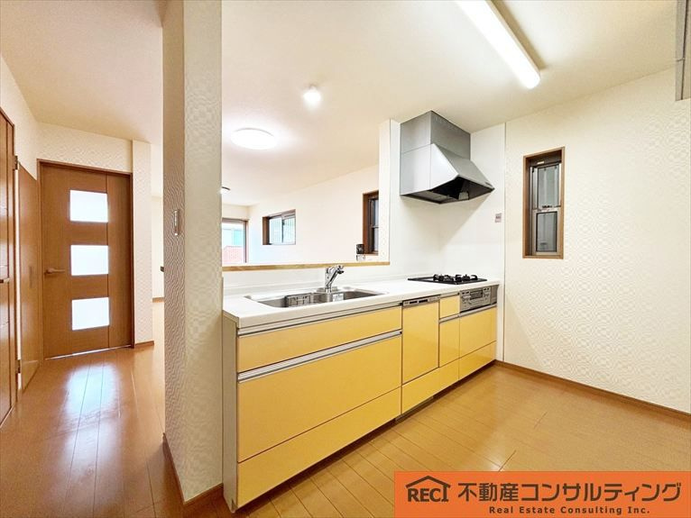 神戸市東灘区岡本6丁目　中古戸建のキッチン