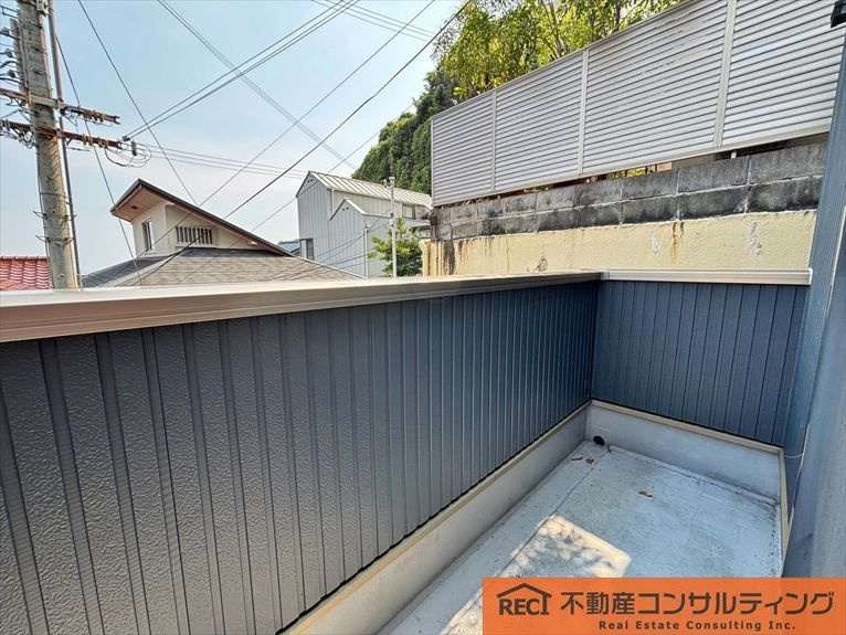 神戸市東灘区岡本6丁目　中古戸建のバルコニー