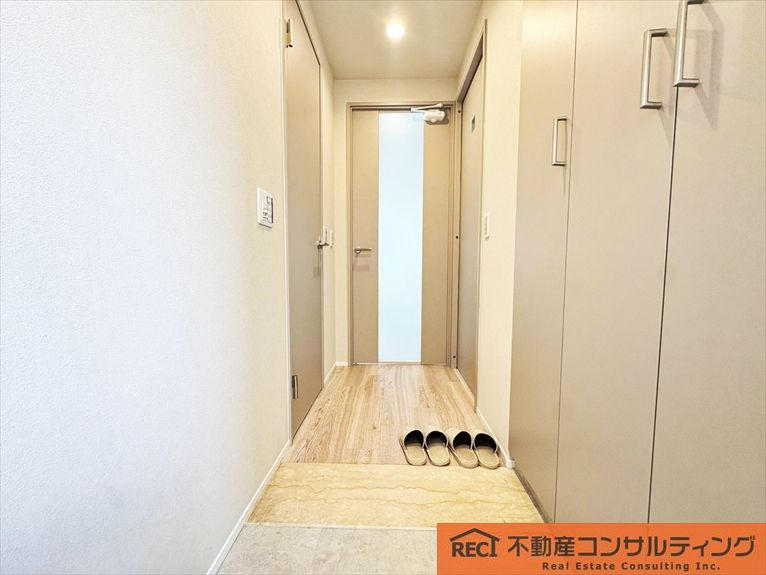 ワコーレリベルタ深江本町の玄関