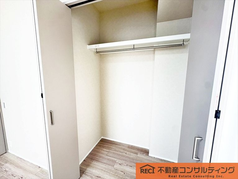 ワコーレリベルタ深江本町の収納