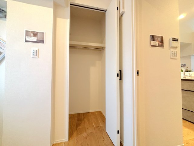 収納スペースが多く各所にクローゼットがあります♪