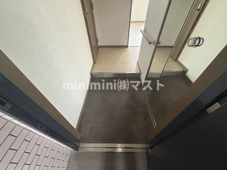 プレシャスUSの玄関