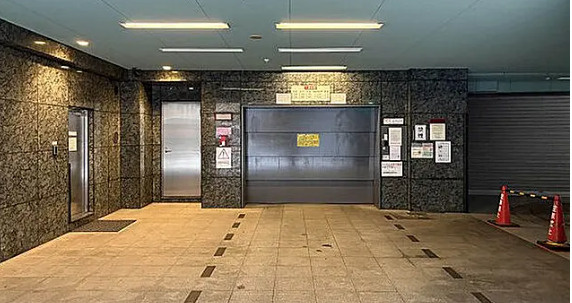 ファーストリアルタワー新宿の駐車場