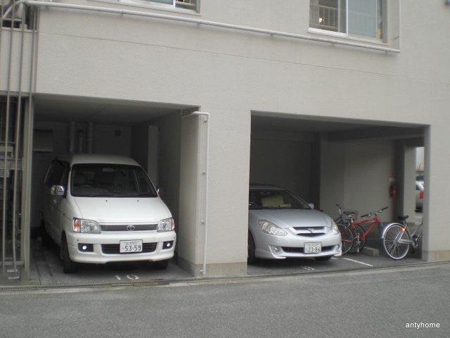 ローズコーポ新大阪第6　仲介手数料無料の駐車場