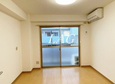 【居間・リビング】 | 川口プラザＤ | 洋室のお部屋です。