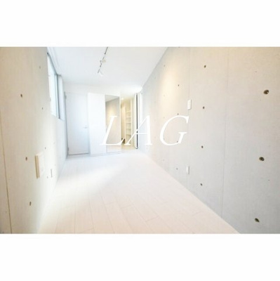 【居間・リビング】 | ＦＬＡＴエムスリー | 洋室のお部屋です。