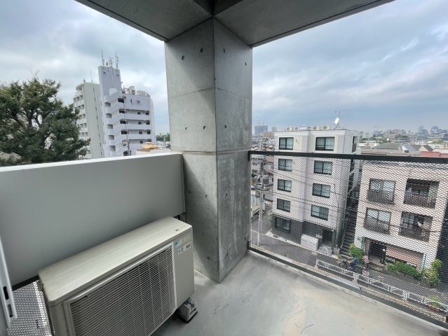 Y-5 Yamagataya BLD　小規模オフィス　高層階　のバルコニー