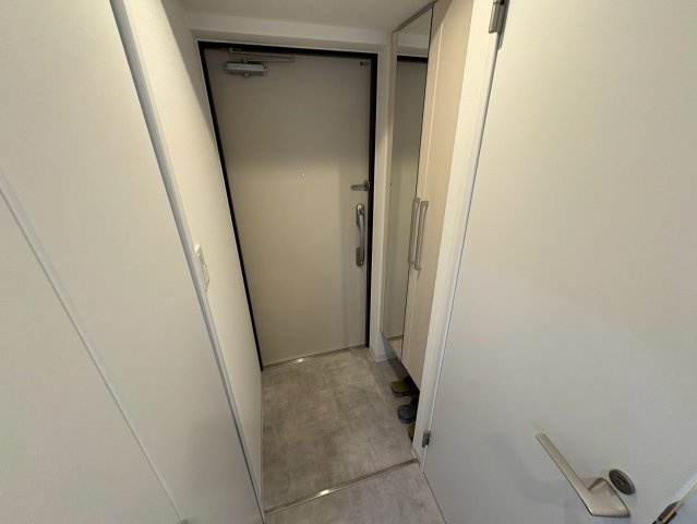 【玄関】 | ルーオーレプラス新大阪サウス