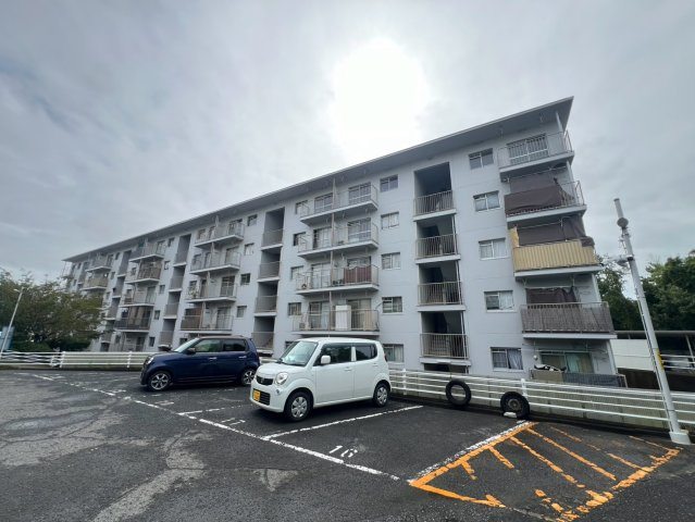 上高丸厚生年金住宅3号棟