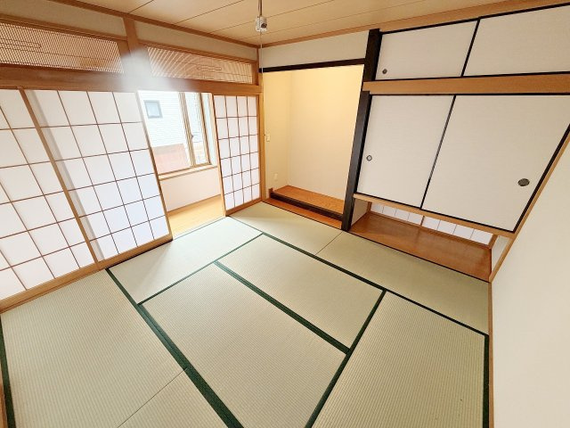 久喜市西大輪の和室|和室8帖。落ち着いた空間です！