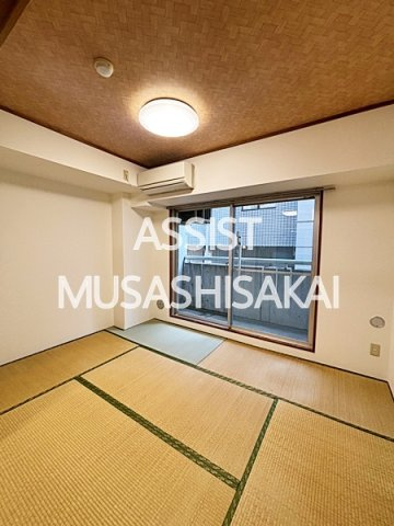 三鷹ハイデンスの寝室|写真：設備同仕様の別物件です