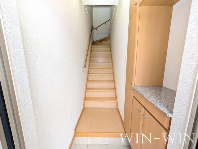 リーヴァ菅池 Aの玄関