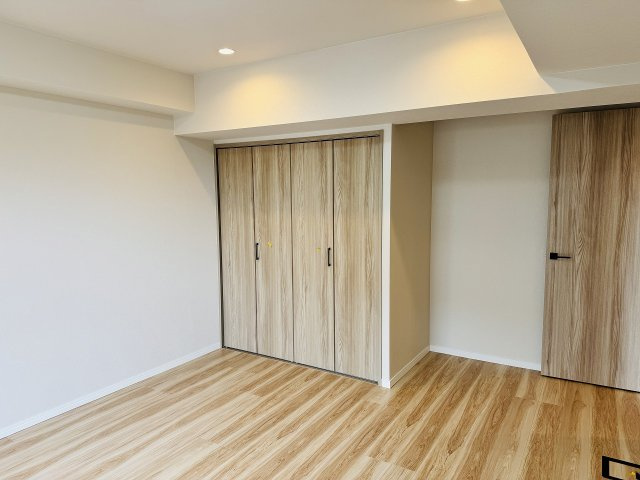 コスモ八王子並木町の収納|～収納力の高いクローゼット完備～