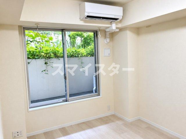 NISHI IKEBUKURO RESIDENCEの居間・リビング