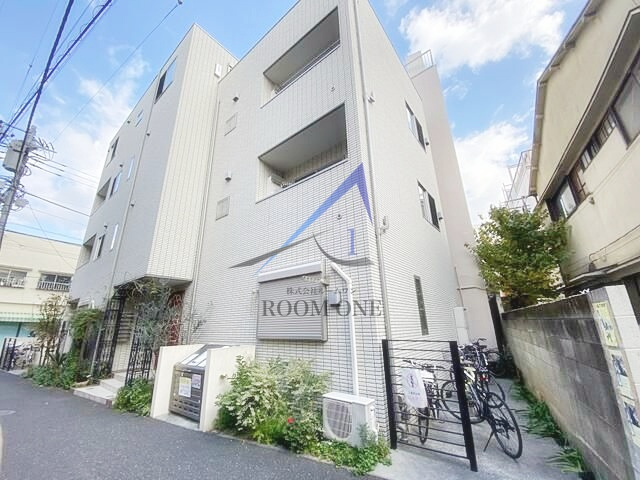 パティオフェリス