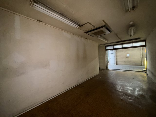 門真市野里町の店舗事務所