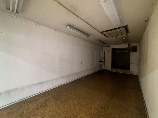 門真市野里町の店舗事務所