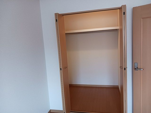 メゾン　ブリーズの収納