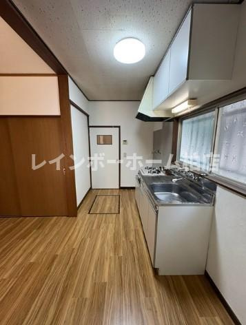 特典：仲介手数料が無料です!!の内装|キッチン周辺です