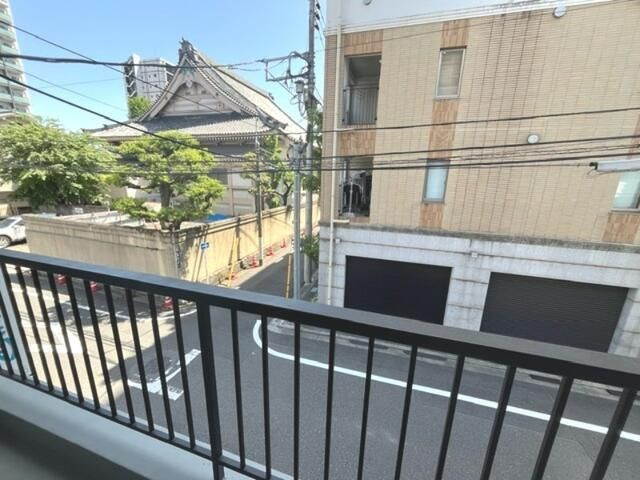 高柳ビルのバルコニー