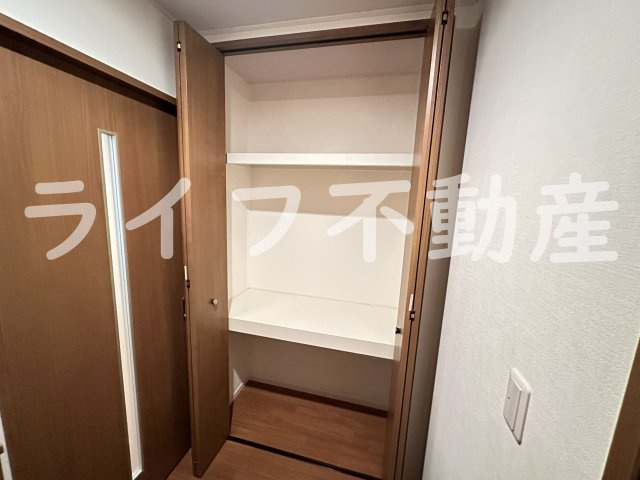 べイサージュN  A棟の収納