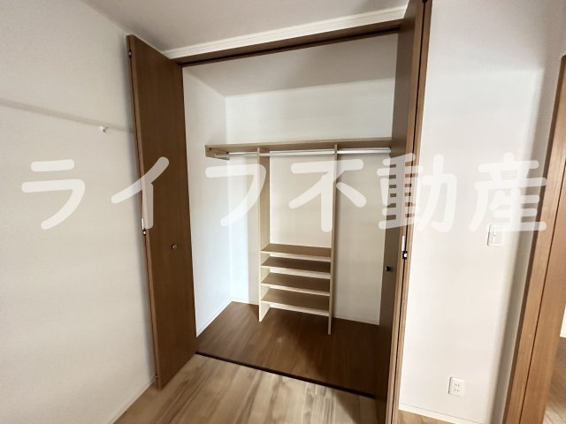 べイサージュN  A棟の収納