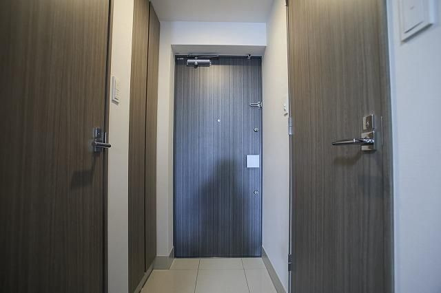 ＬＩＭＥＲＥＳＩＤＥＮＣＥ　ＨＩＫＩＦＵＮＥの玄関