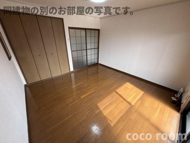 ハイツせみじまⅡの居間・リビング