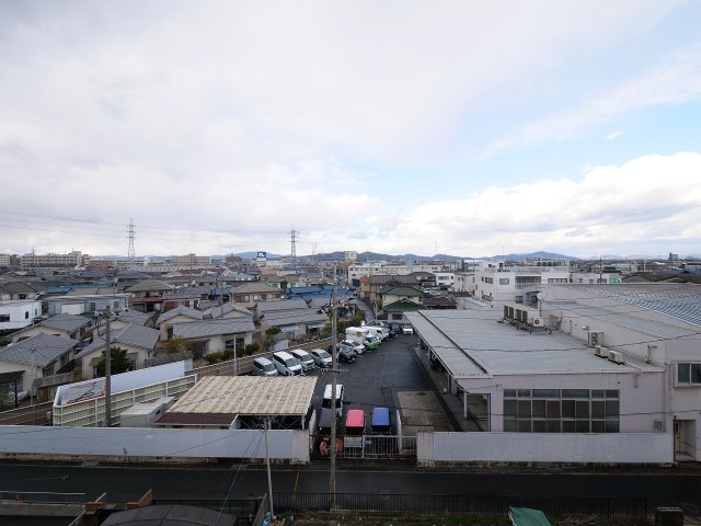岡杉ビルの展望|※写真は別の部屋のものです。