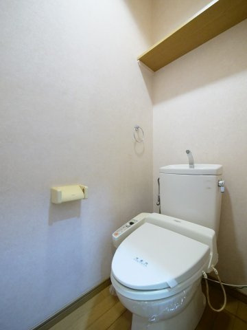 岡杉ビルのトイレ|※写真は別の部屋のものです。