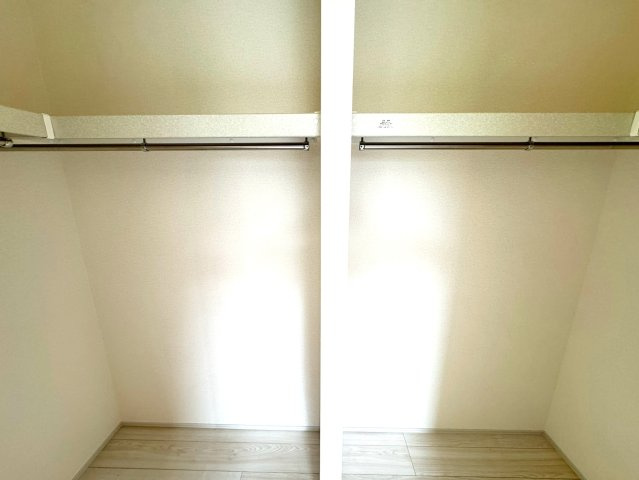 駿東郡小山町菅沼 新築一戸建て 1号棟の収納|全ての居室にクローゼットがあるため、居室内がスッキリ片付きます。