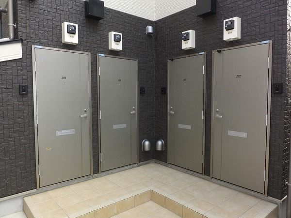 ブリトニー・エコルのエントランス