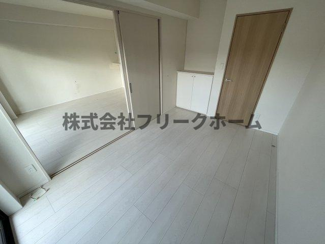 武蔵野市西久保１丁目の賃貸マンションの寝室