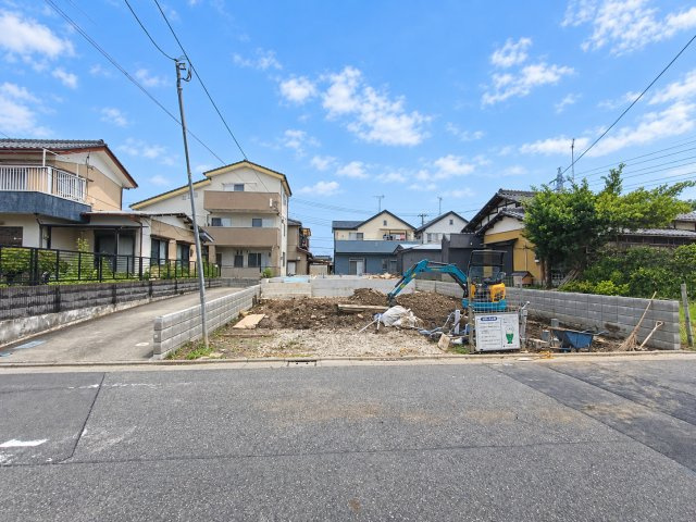 八潮市　伊草1丁目　新築戸建　全2棟