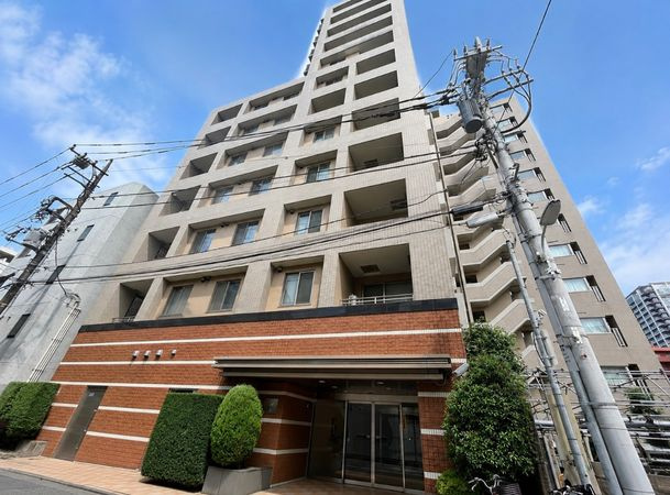 パラッシオ目黒不動前の外観|「不動前」駅徒歩５分！平成１５年築の耐震基準適合マンション、パラッシオ目黒不動前は即日現地案内可能となっておりますので、お気軽にお問い合わせください！