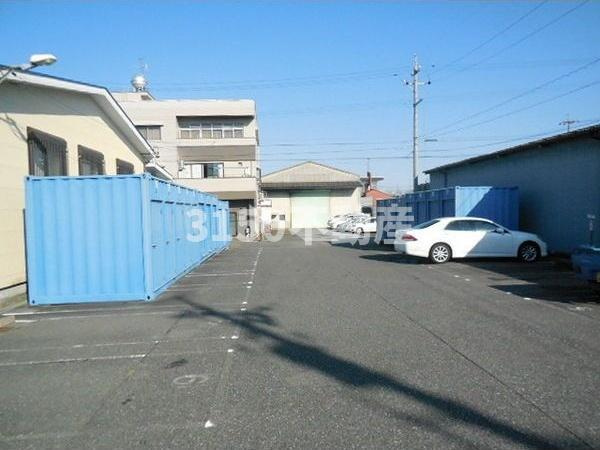 フレグランスダイワ IIの駐車場