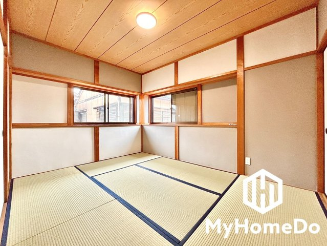 守山区大字中志段味字曲畷の和室|たっぷりの収納で空間を広く使える和室。季節のアイテムや来客用寝具の収納にも便利。