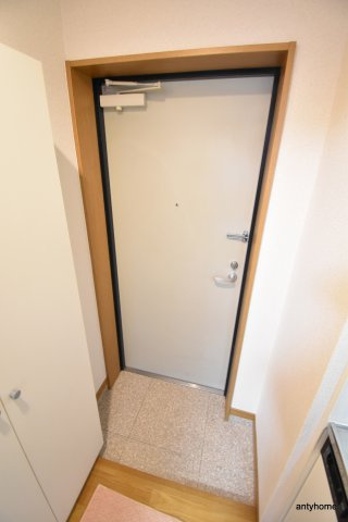 プルス塚本ドゥーエ　仲介手数料無料の玄関
