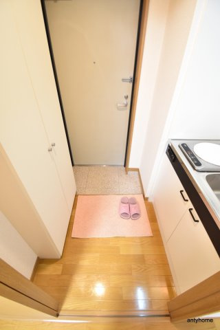 プルス塚本ドゥーエ　仲介手数料無料の玄関