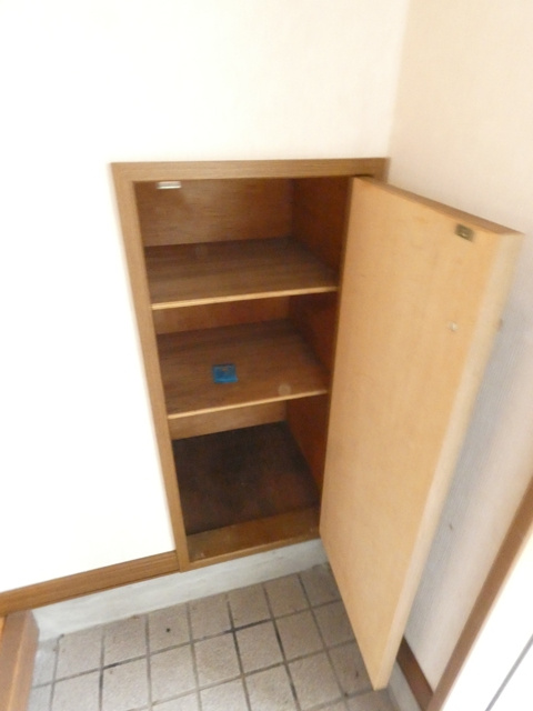 小鳥の森ハイツの収納