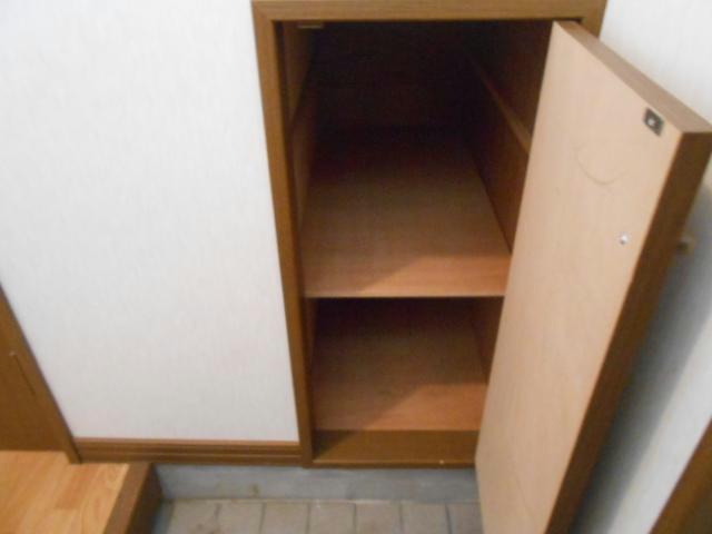 小鳥の森ハイツの収納