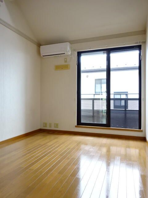 Ａ・Ｂｏｘの寝室