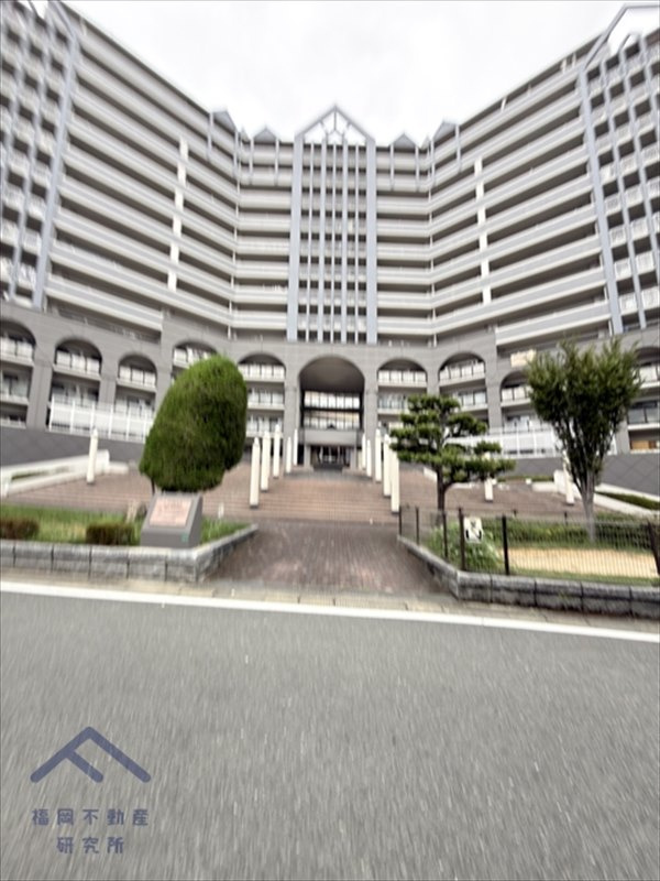 JGMベリテュード箱崎公園セカンドステージの外観